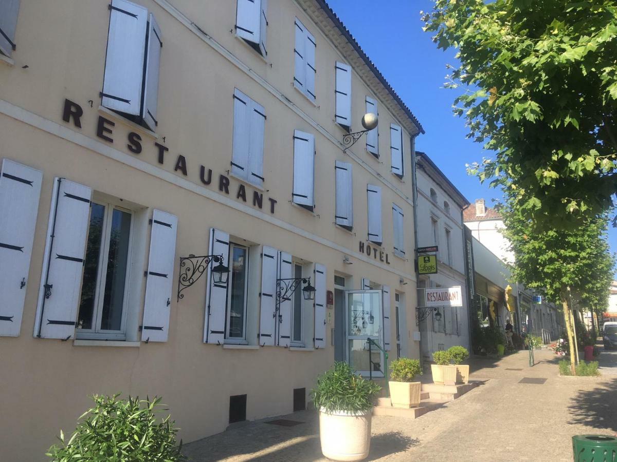 Hotel Restaurant La Boule D'Or Barbezieux-Saint-Hilaire Exterior photo